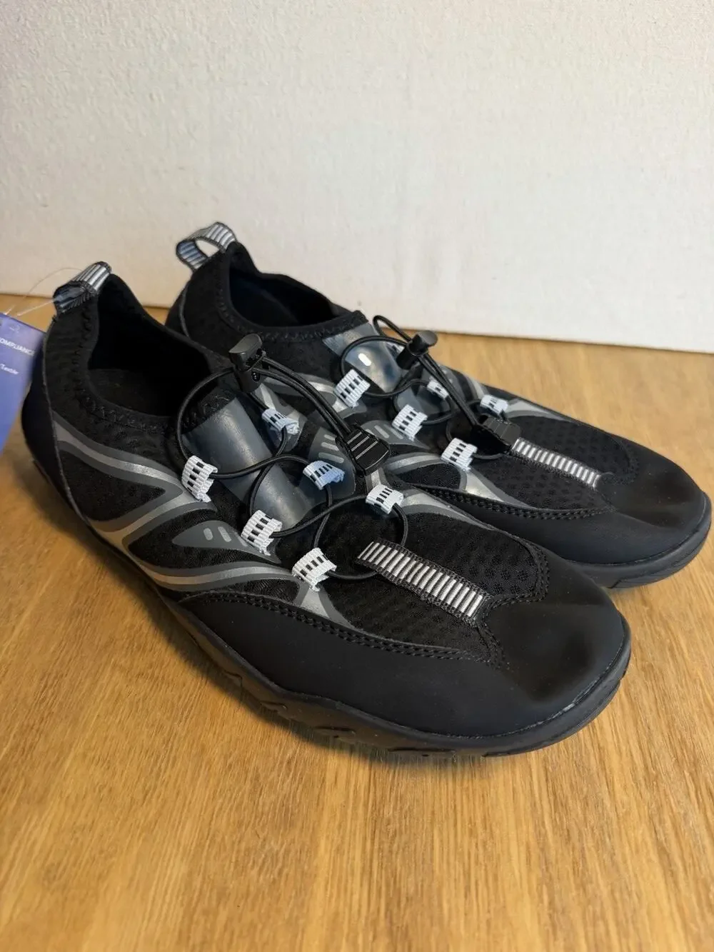 Watelves Water Shoes Black Quick Dry Aqua Beach Swim Shoes Unisex Size 43